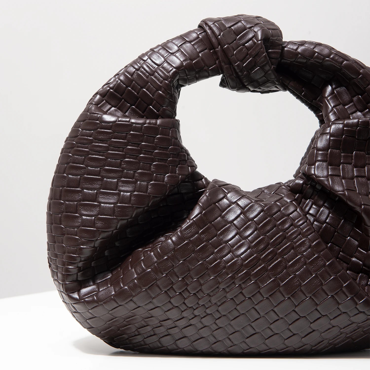 Vintage Faux Leather Woven Handbag, Knot Decor Crescent Bag, Pleated Cloud Bag, Lady Party Dress, Burgundy Purse,Elegant Dinner Bag(Random Pattern) (Cópia)